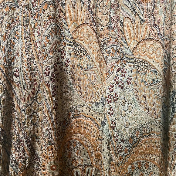 PLUS SIZE Soft Flowing Skirt Size 1X - Picture 2 of 2